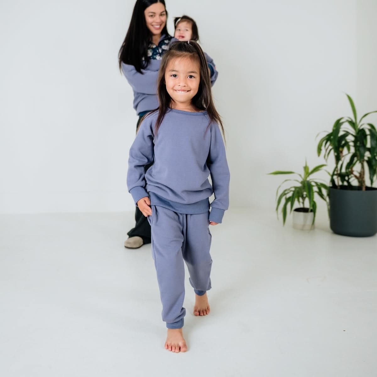 Fleece Raglan Pullover | Cranberry