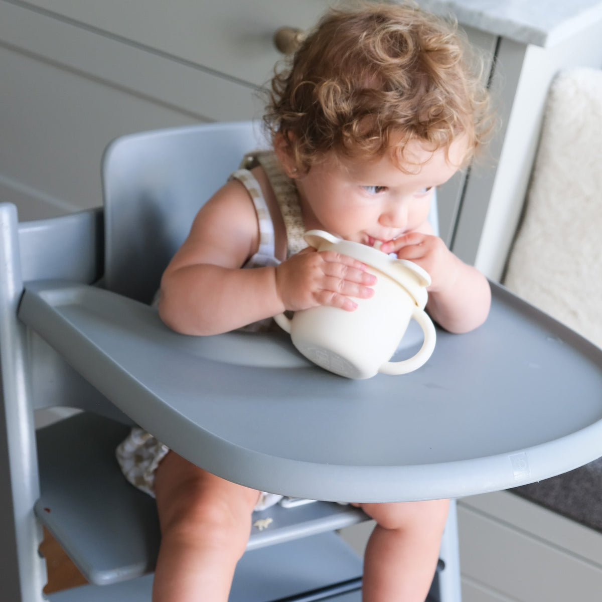 2-in-1 Silicone Cup for Kids | Tasse 2-en-1 en silicone pour enfant