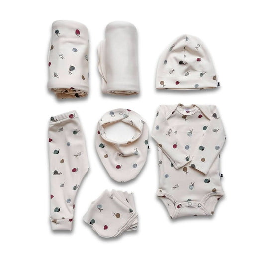 Capsule Gift Box | Ditsy Snails & Cream