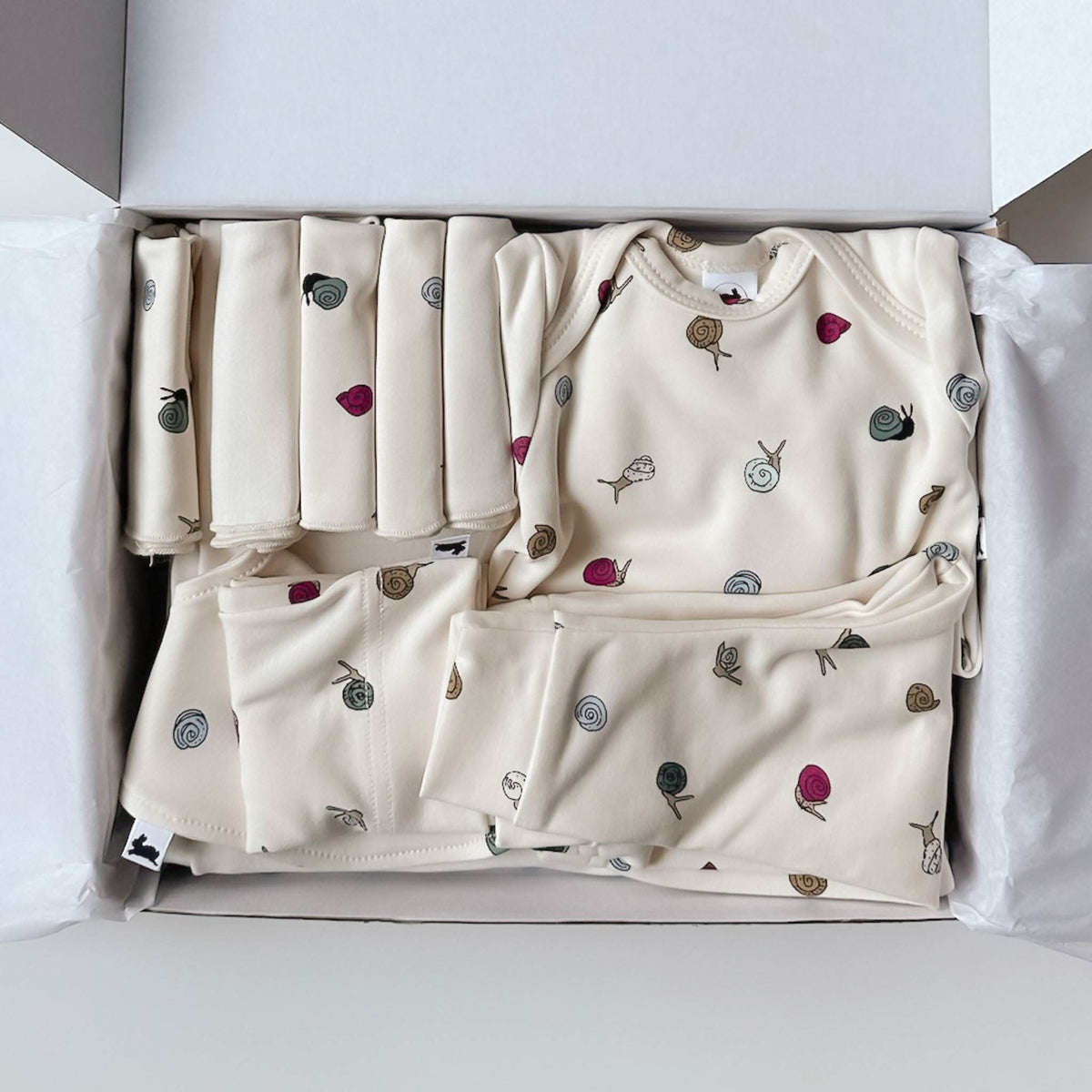 Capsule Gift Box | Ditsy Snails & Cream