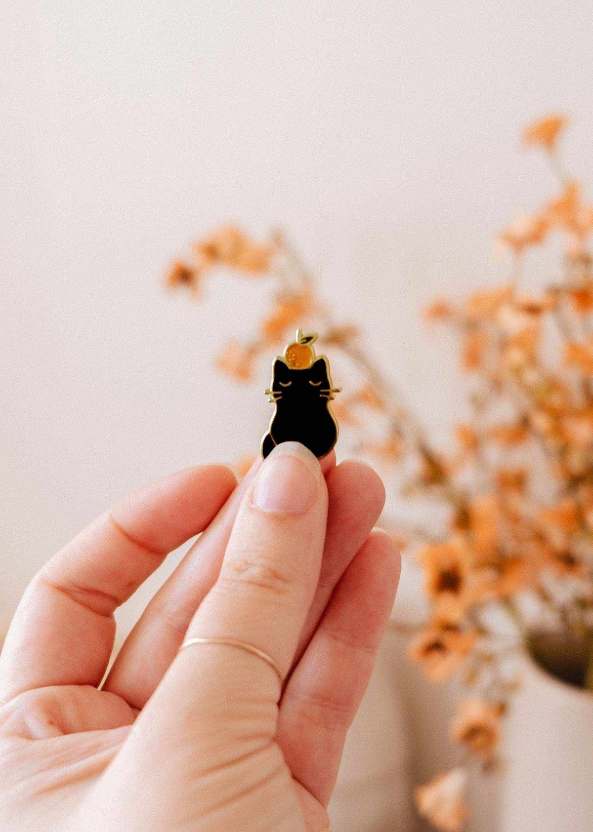 Clementine Pin